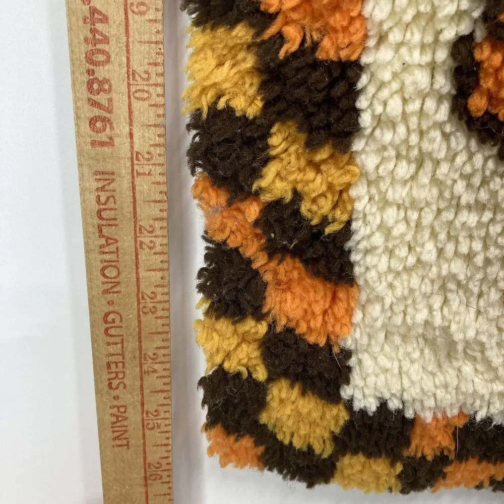 Vtg 1970's  Flower Girl Holly Hobbie‎ Rug 19.5 x 26.5 MCM Decor Orange Brown